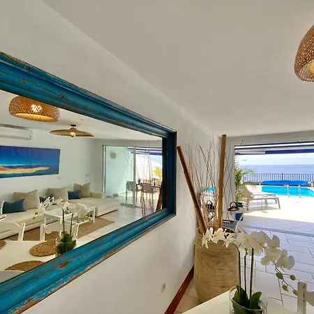 Holiday home Frontline 26, Modern Coastal Design With Amazing Views