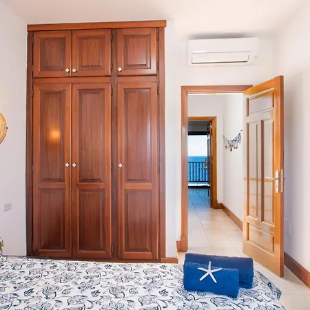 Frontline 26, Modern Coastal Design With Amazing Views Dom wakacyjny