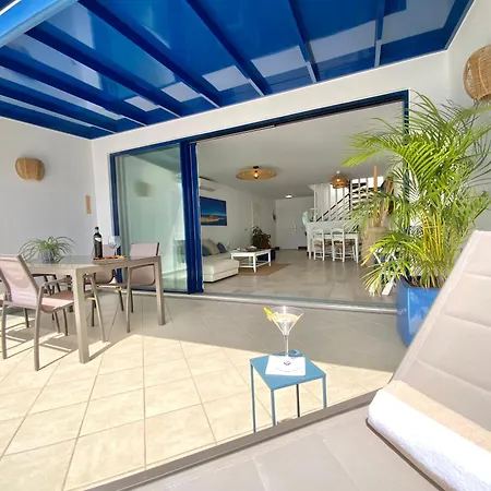 Frontline 26, Modern Coastal Design With Amazing Views Dom wakacyjny